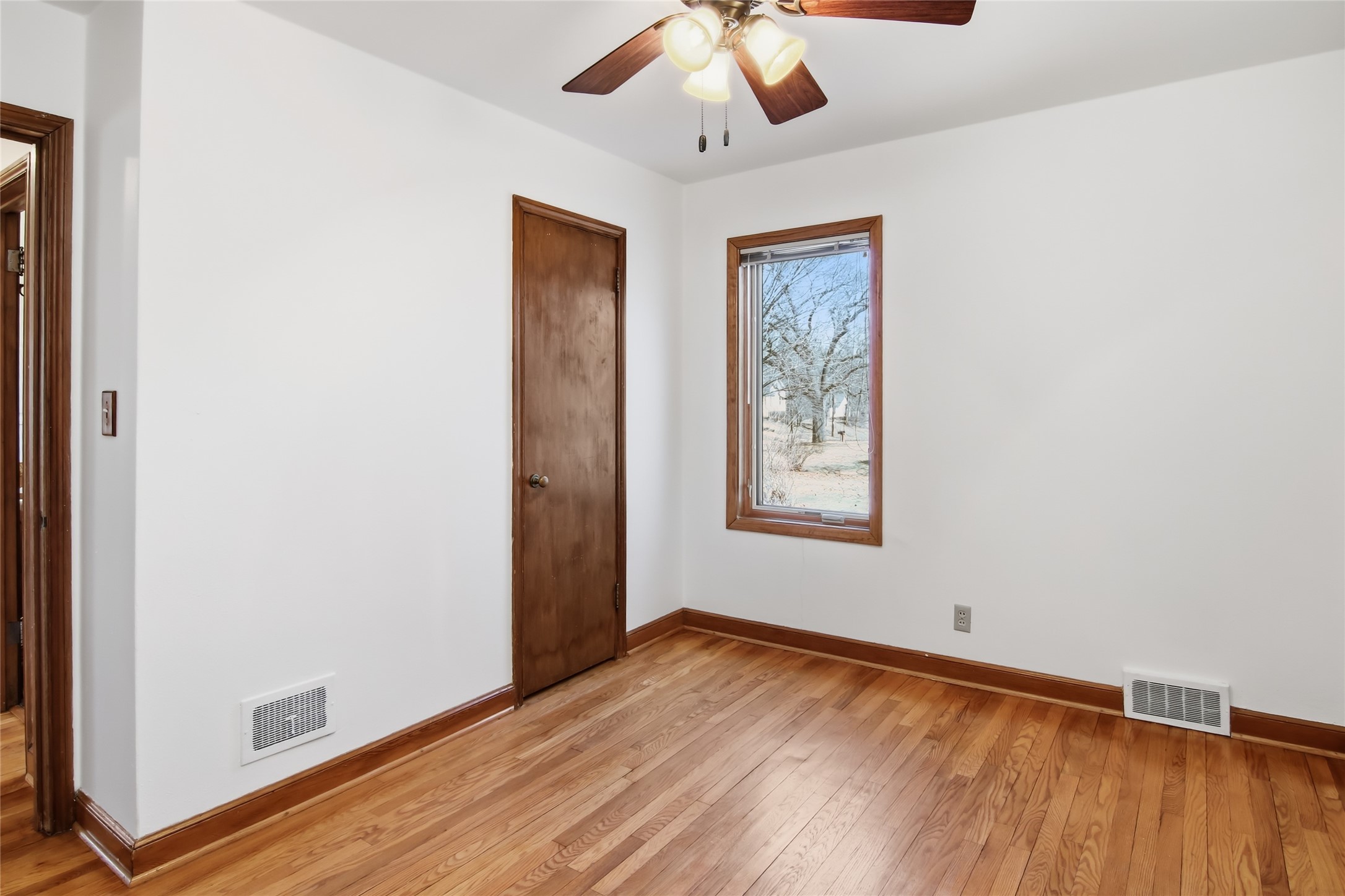 1953-Francis-Eau-Claire-WI-54703-3