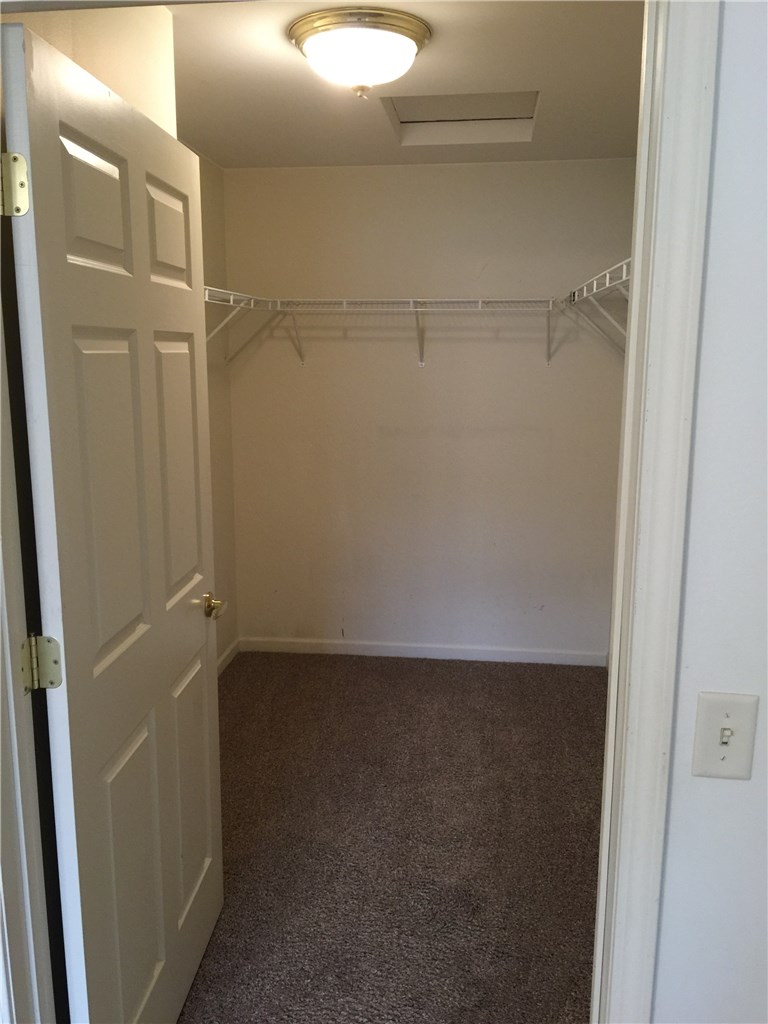 Residential at 20 E John Street, Rice Lake, WI 54868 — photo 9