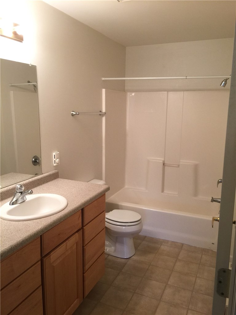 Residential at 20 E John Street, Rice Lake, WI 54868 — photo 10