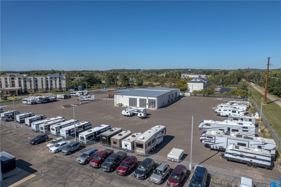 2000 Stout Street, Menomonie, WI — photo 30