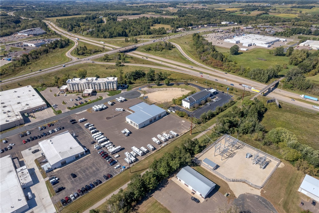 2000 Stout Street, Menomonie, WI — photo 36