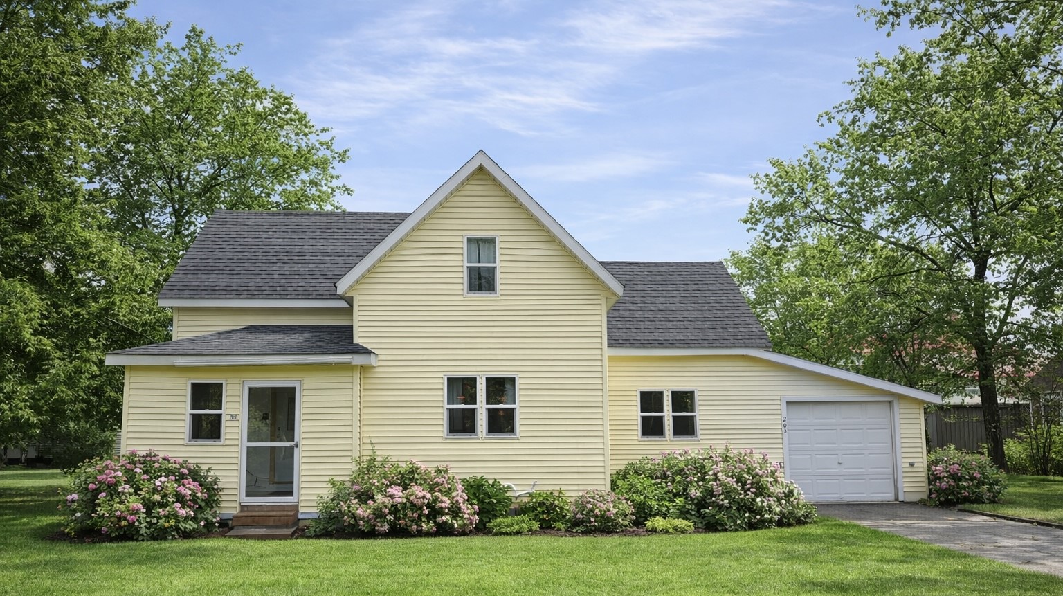 203-9th-Cameron-WI-54822-9