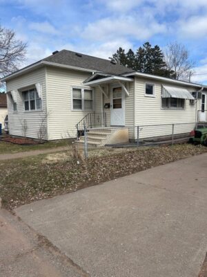 210 High Street Spooner WI 54801 — photo 1