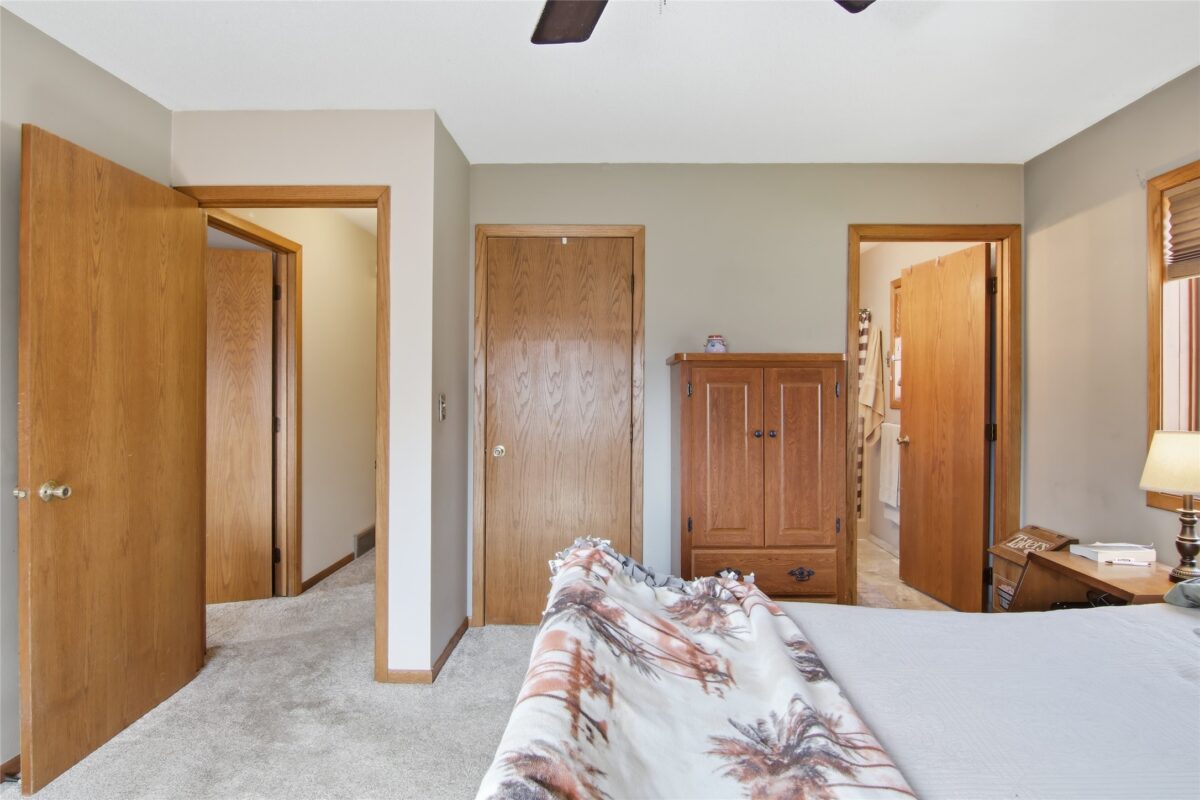 Residential at 2107 15th Street, Eau Claire, WI 54703 — photo 5