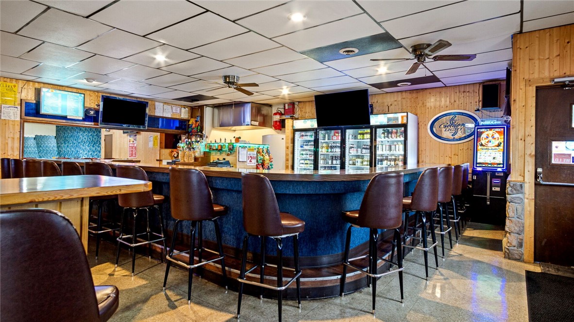 211 S MAIN Street, Greenwood, WI — photo 2