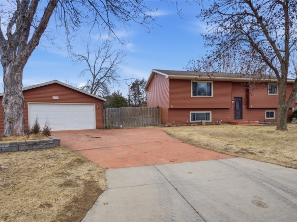 Residentialhouse for sale picture with an address of  2119 Cornell Street in Eau Claire and a list price of 325000