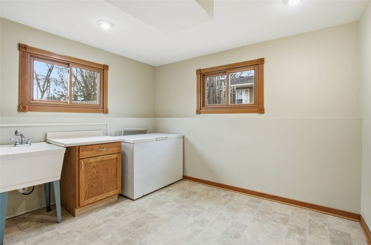 2119 Cornell Street Eau Claire WI 54703 — photo 20