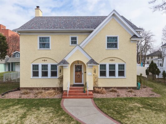 212 Mckinley Avenue, Eau Claire, WI