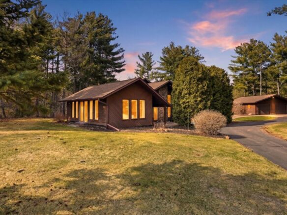 2124 12 1/4 Avenue, Cameron, WI