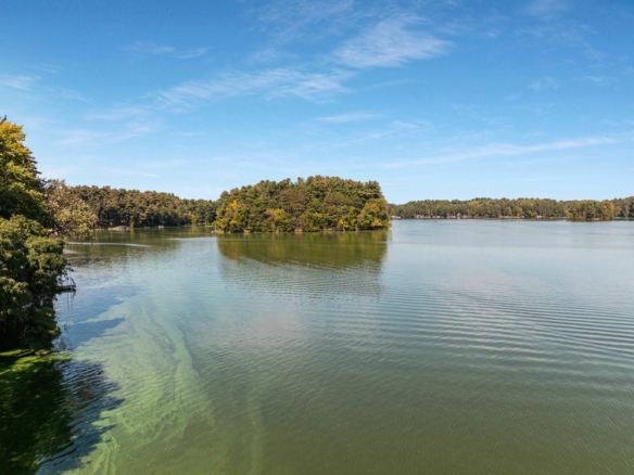 Residentialhouse for sale picture with an address of  2150 12 3/8 Avenue in Cameron and a list price of 345000