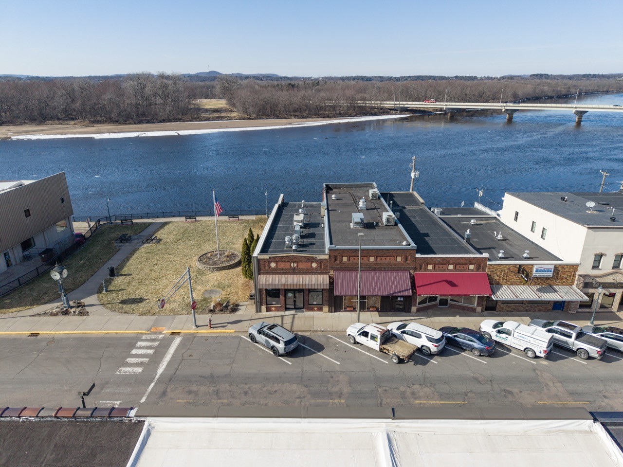 216 W Main Street, Durand, WI — photo 3