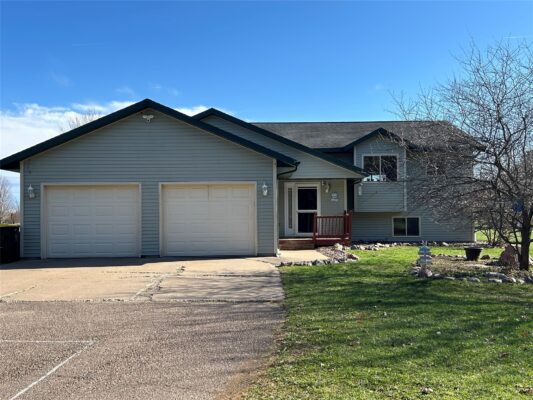 2193 13 1/4 Avenue, Cameron, WI