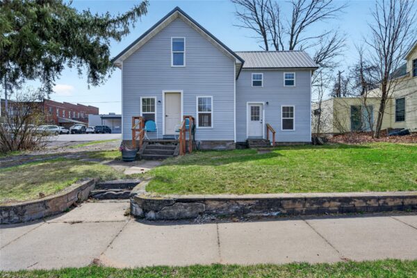 ResidentialIncomehouse for sale picture with an address of  22 6th Avenue in Shell Lake and a list price of 245000