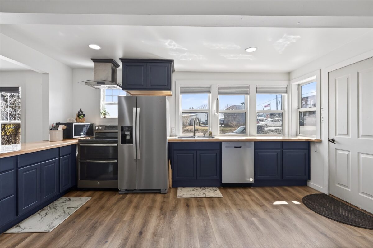 Residential at 22 6th Avenue, Shell Lake, WI 54871 — photo 7