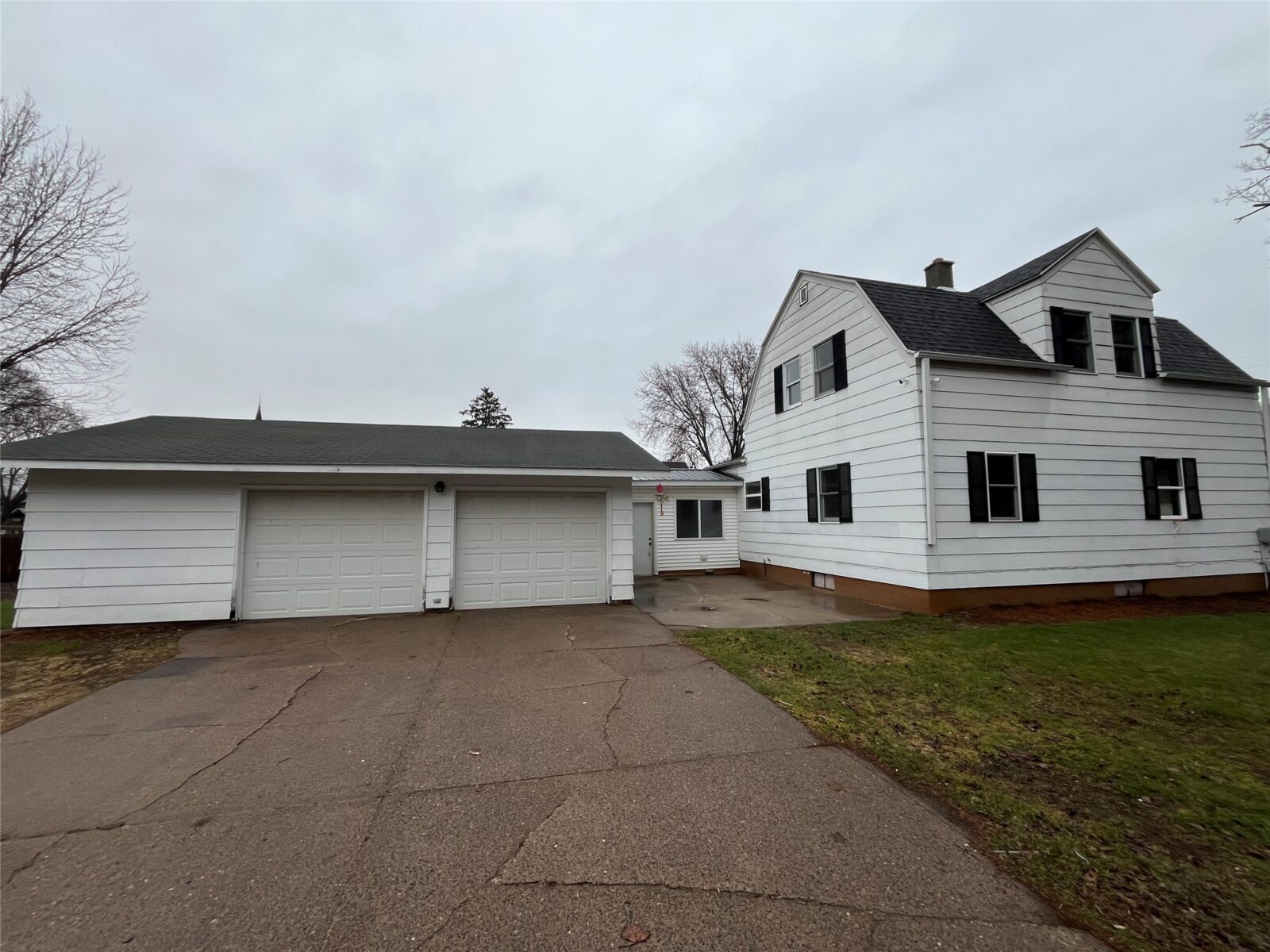 Residential at 221 Fuller Street, Ridgeland, WI 54763 — photo 32