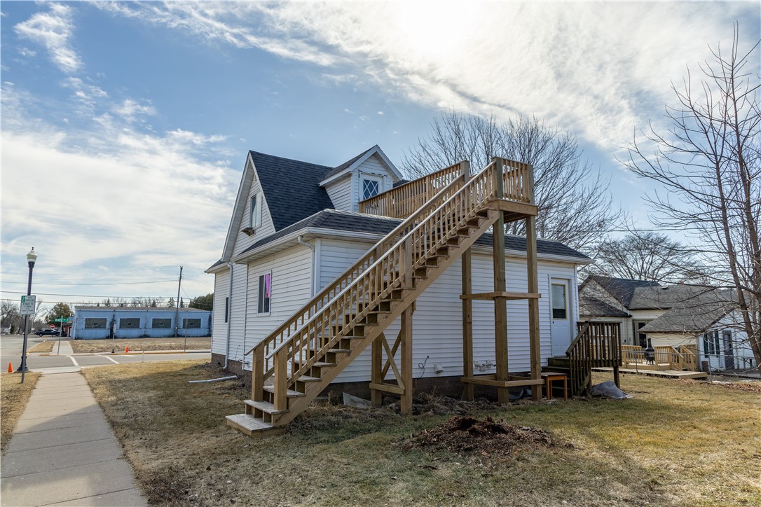 Residential Income at 221 Miner Avenue, Ladysmith, WI 54848 — photo 23
