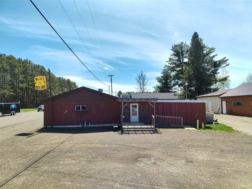 2248 20 1/4 Street, Rice Lake, WI — photo 2