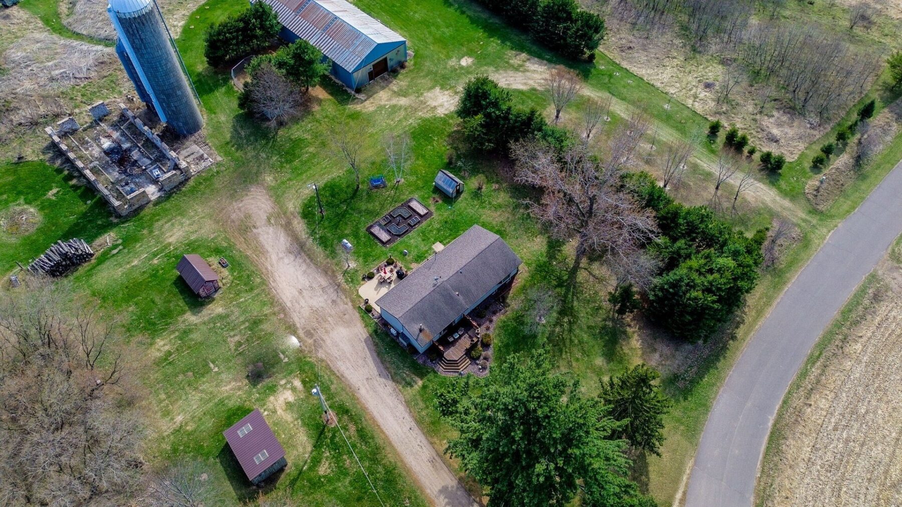 23 17 3/4 18th Street, New Auburn, WI — photo 14