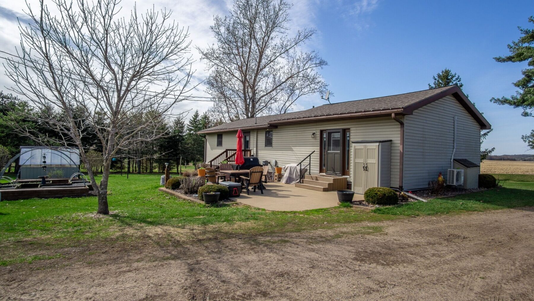 23 17 3/4 18th Street, New Auburn, WI — photo 3