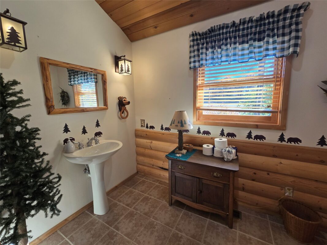 2315 5 1/4 Avenue Chetek WI 54728 — photo 38