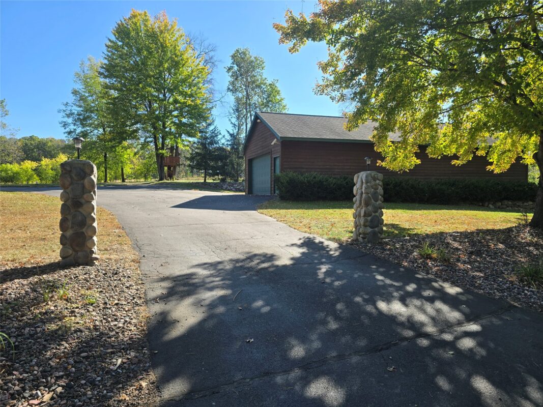 2315 5 1/4 Avenue Chetek WI 54728 — photo 4
