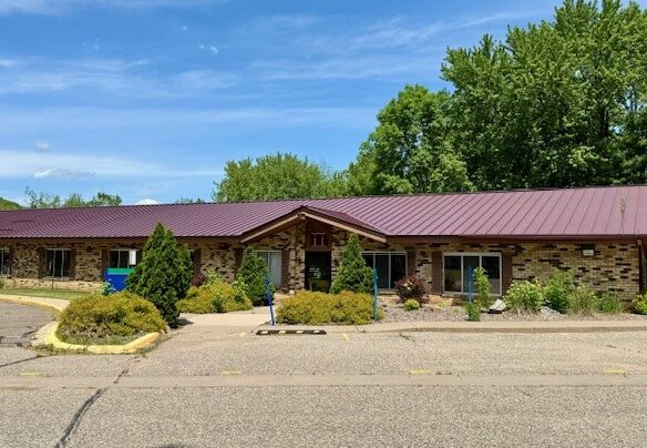 232 E Springer Avenue, Elmwood, WI