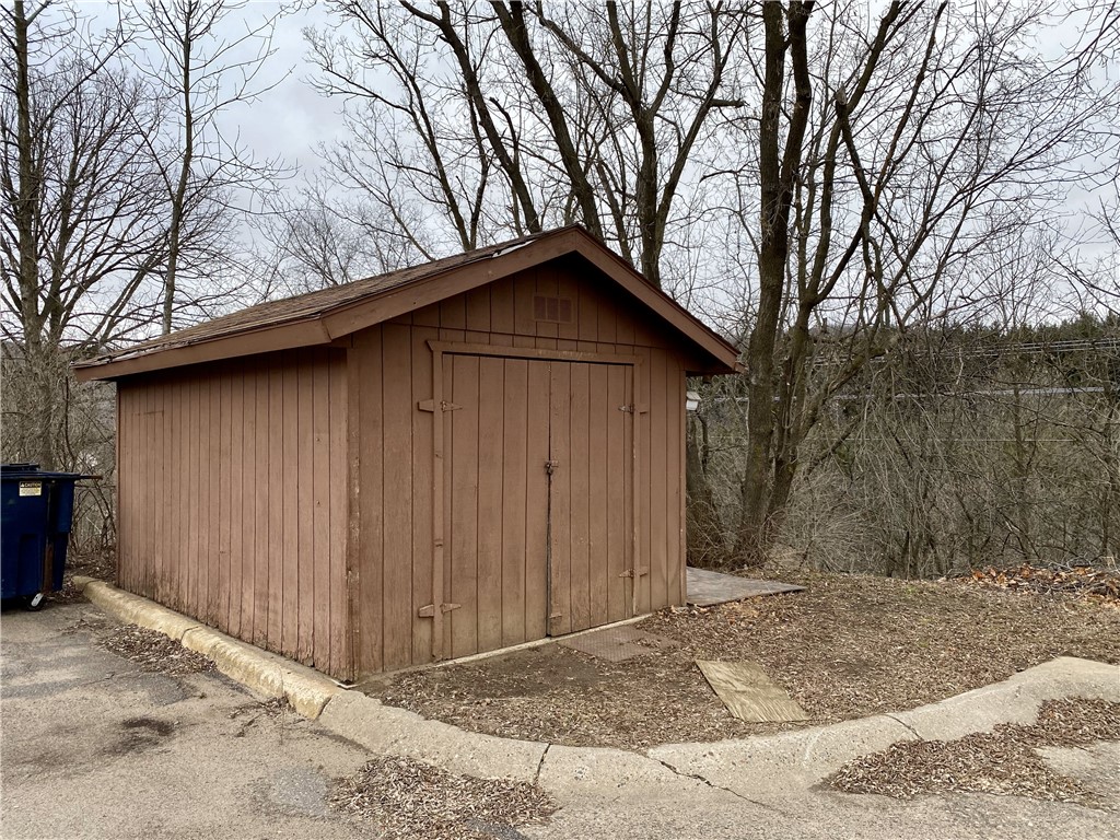 232 E Springer Avenue, Elmwood, WI — photo 12