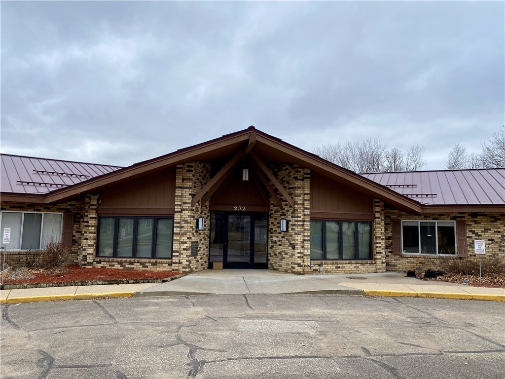 232 E Springer Avenue, Elmwood, WI — photo 3
