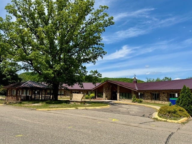 232 E Springer Avenue, Elmwood, WI — photo 5