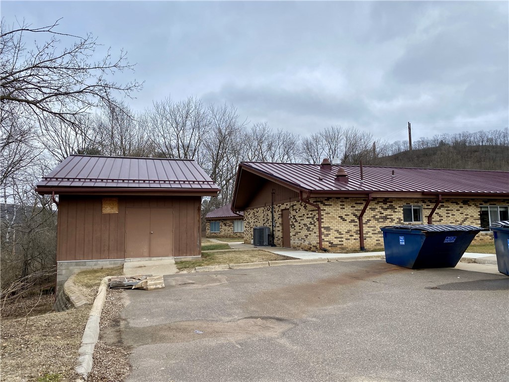 232 E Springer Avenue, Elmwood, WI — photo 8