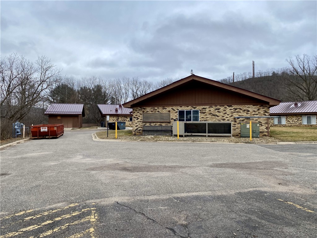 232 E Springer Avenue, Elmwood, WI — photo 9