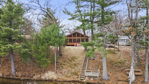 Residentialhouse for sale picture with an address of  23405 State Road 35  in Siren and a list price of 324000