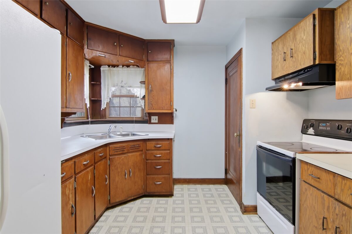 237 Garfield Street Stanley WI 54768 — photo 4
