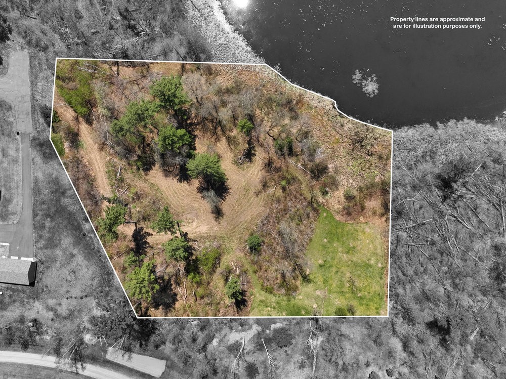 Residential at 2376 10 7/8 Avenue, Cameron, WI 54822 — photo 2