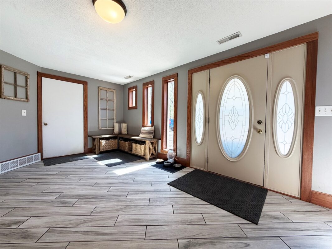 Residential at 2425 27 1/2 Street, Rice Lake, WI 54868 — photo 4