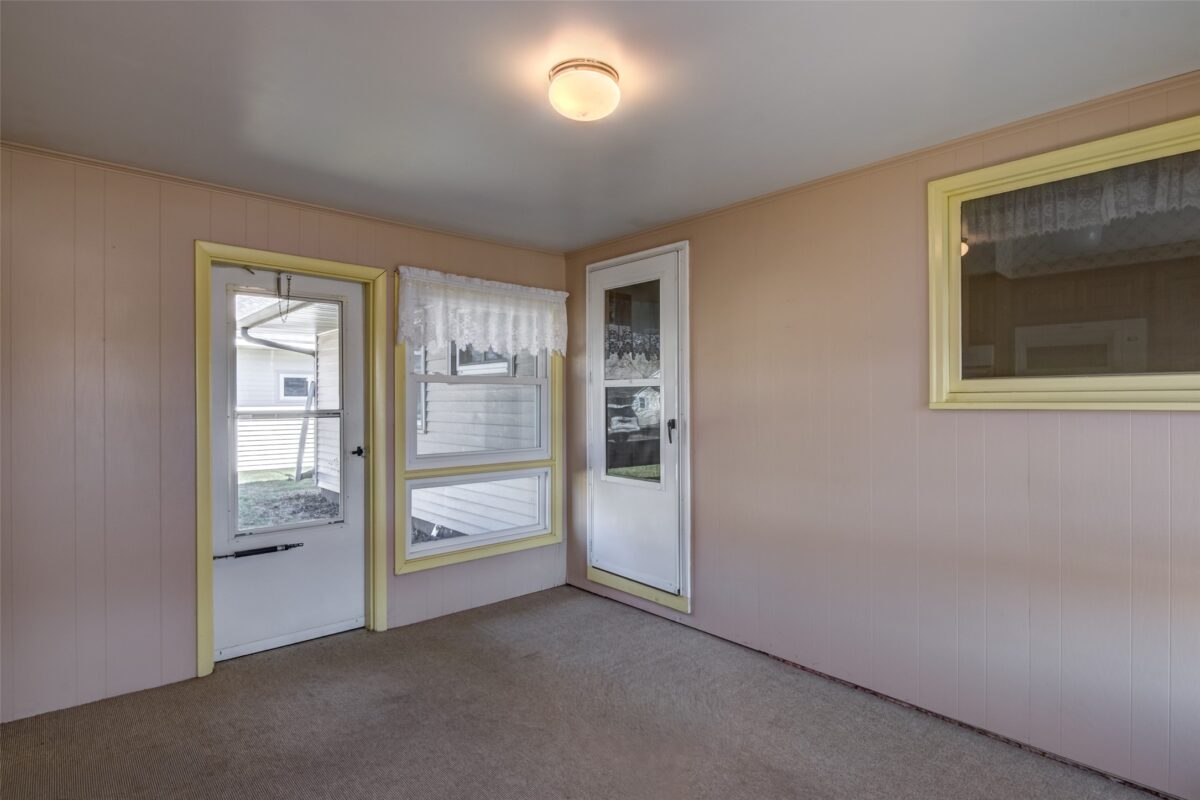 248 Mills Street Cadott WI 54727 — photo 13