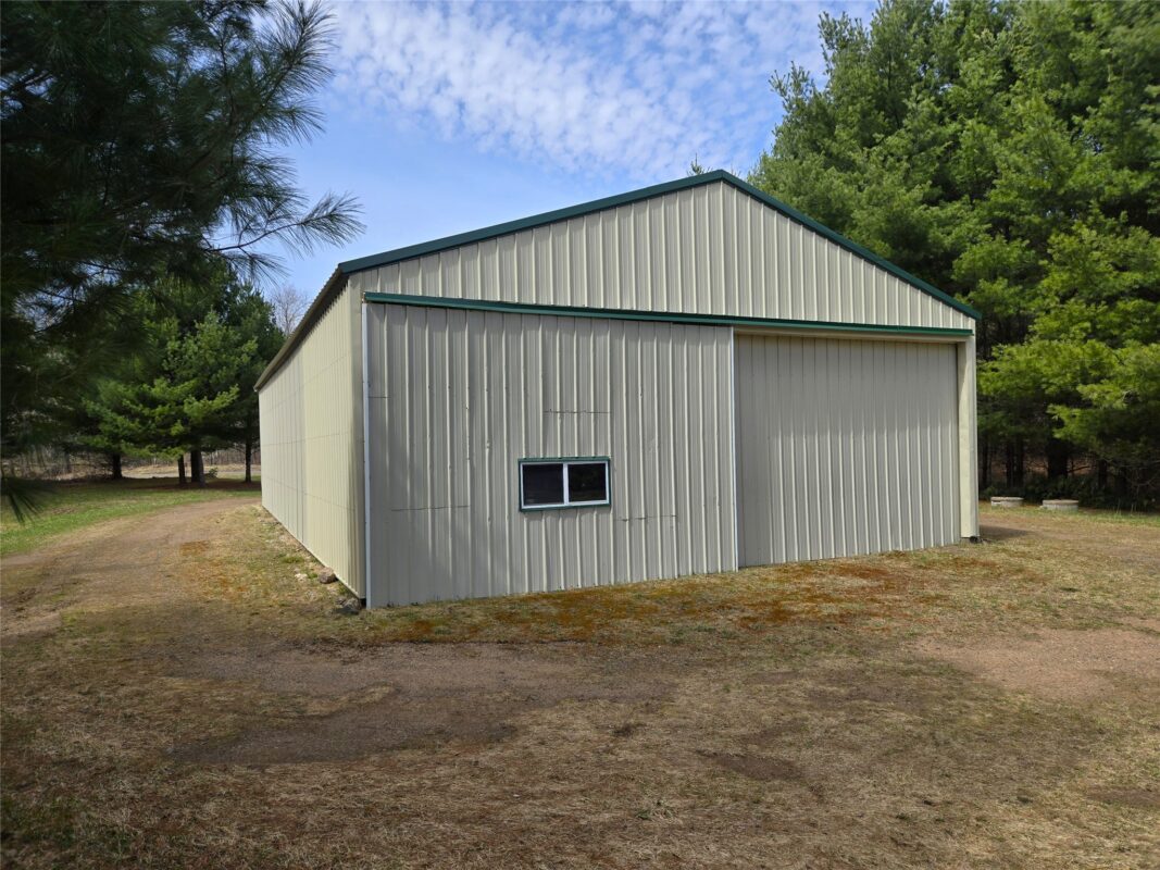 2488 20th Street, Cumberland, WI — photo 4