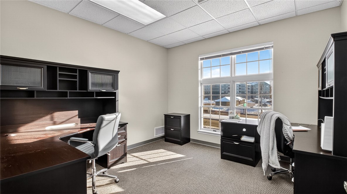 2519 N Hillcrest Parkway, Altoona, WI — photo 12