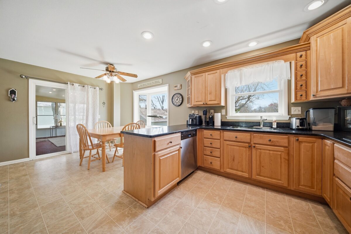 Residential at 2535 Hayden Avenue, Altoona, WI 54720 — photo 4