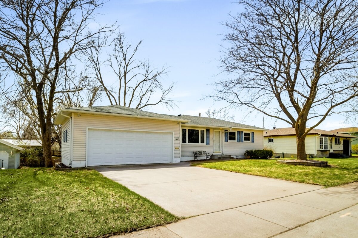 2535 Hayden Avenue, Altoona, WI — photo 2