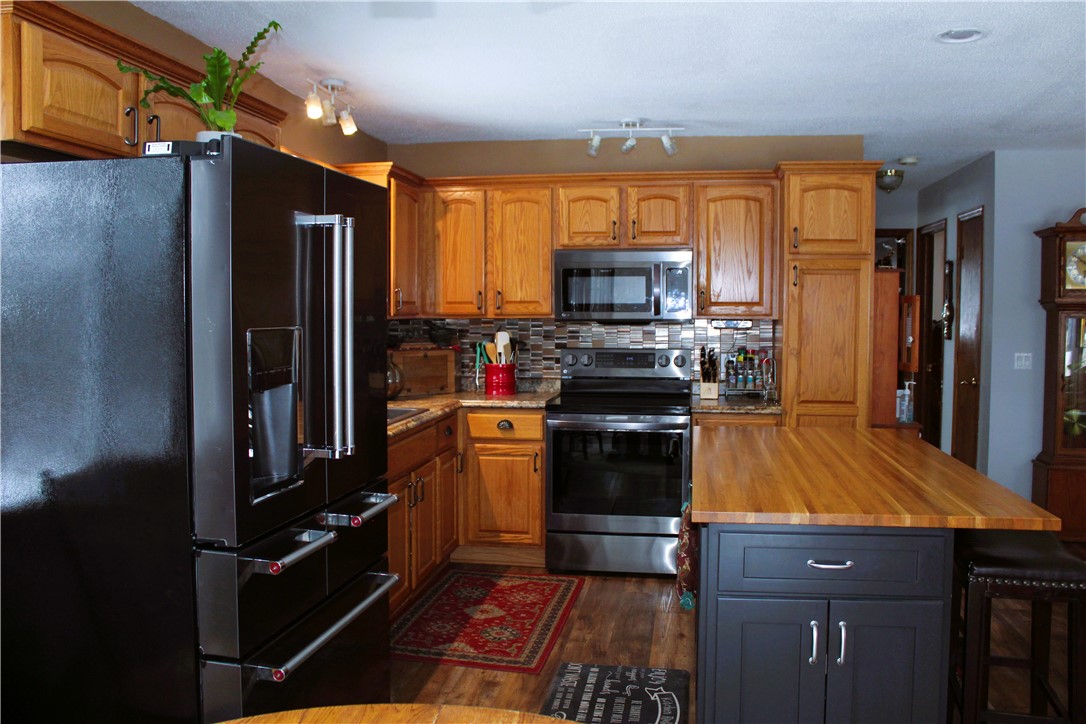 Residential at 2551 Roberts Court, Altoona, WI 54720 — photo 3