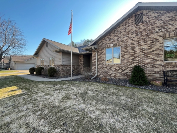 Residentialhouse for sale picture with an address of  2603 Princeton Avenue in Eau Claire and a list price of 399900