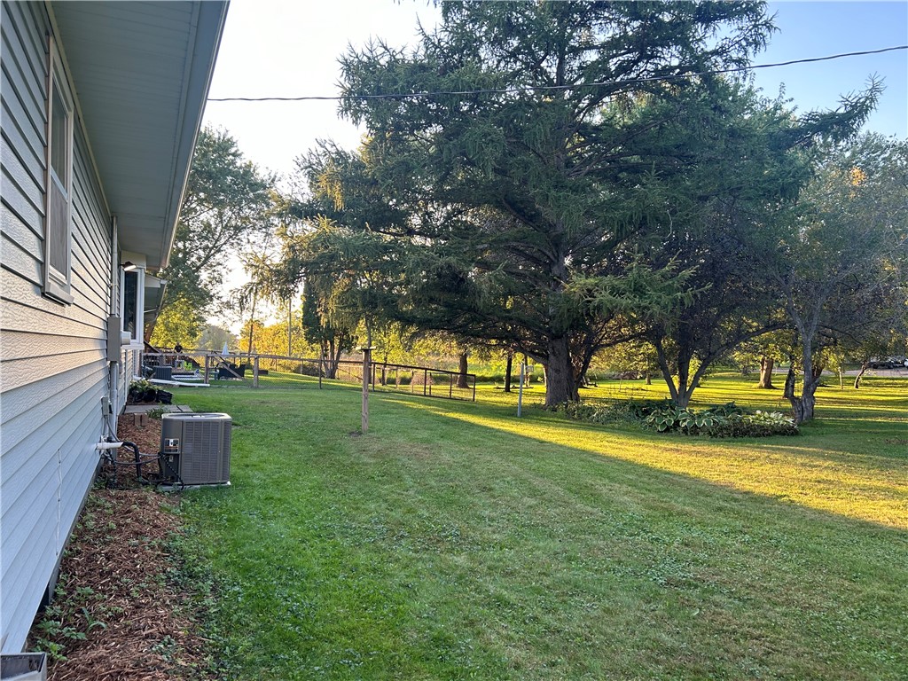 Residential at 26274 Stebins Street, Eleva, WI 54738 — photo 2