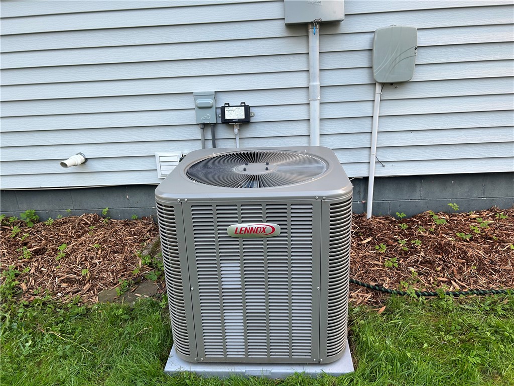 Residential at 26274 Stebins Street, Eleva, WI 54738 — photo 21