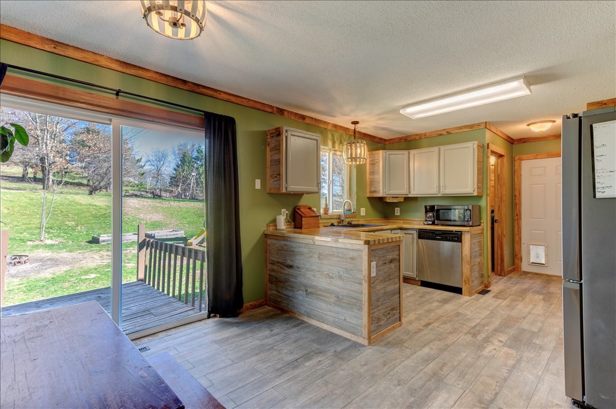 Residential at 2702 Ricky Lane, Menomonie, WI 54751 — photo 8