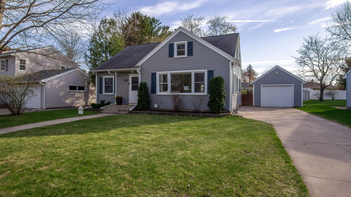 Residential at 2728 Clark Place, Eau Claire, WI 54701 — photo 3