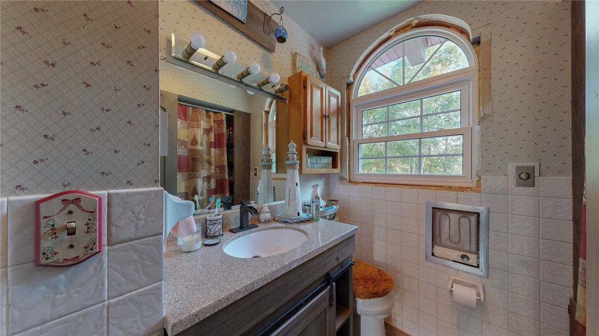 Residential at 27320 256th Street, Holcombe, WI 54745 — photo 6