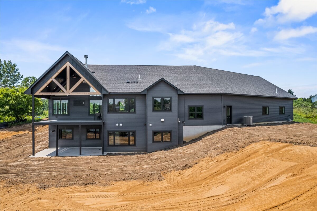 Residential at 27762 Leef Road, Webster, WI 54898 — photo 5