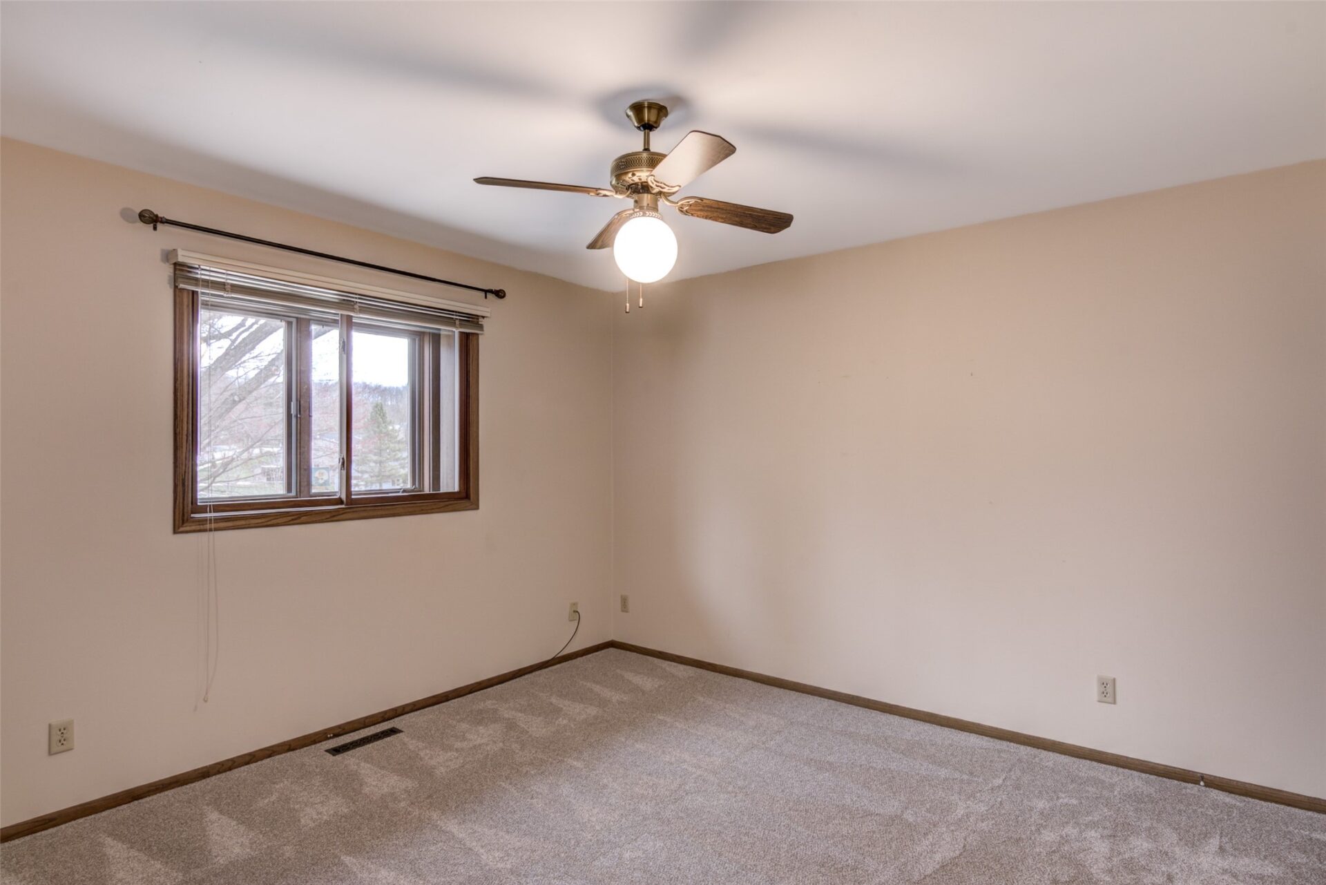 Residential at 2804 Princeton Avenue, Eau Claire, WI 54703 — photo 24