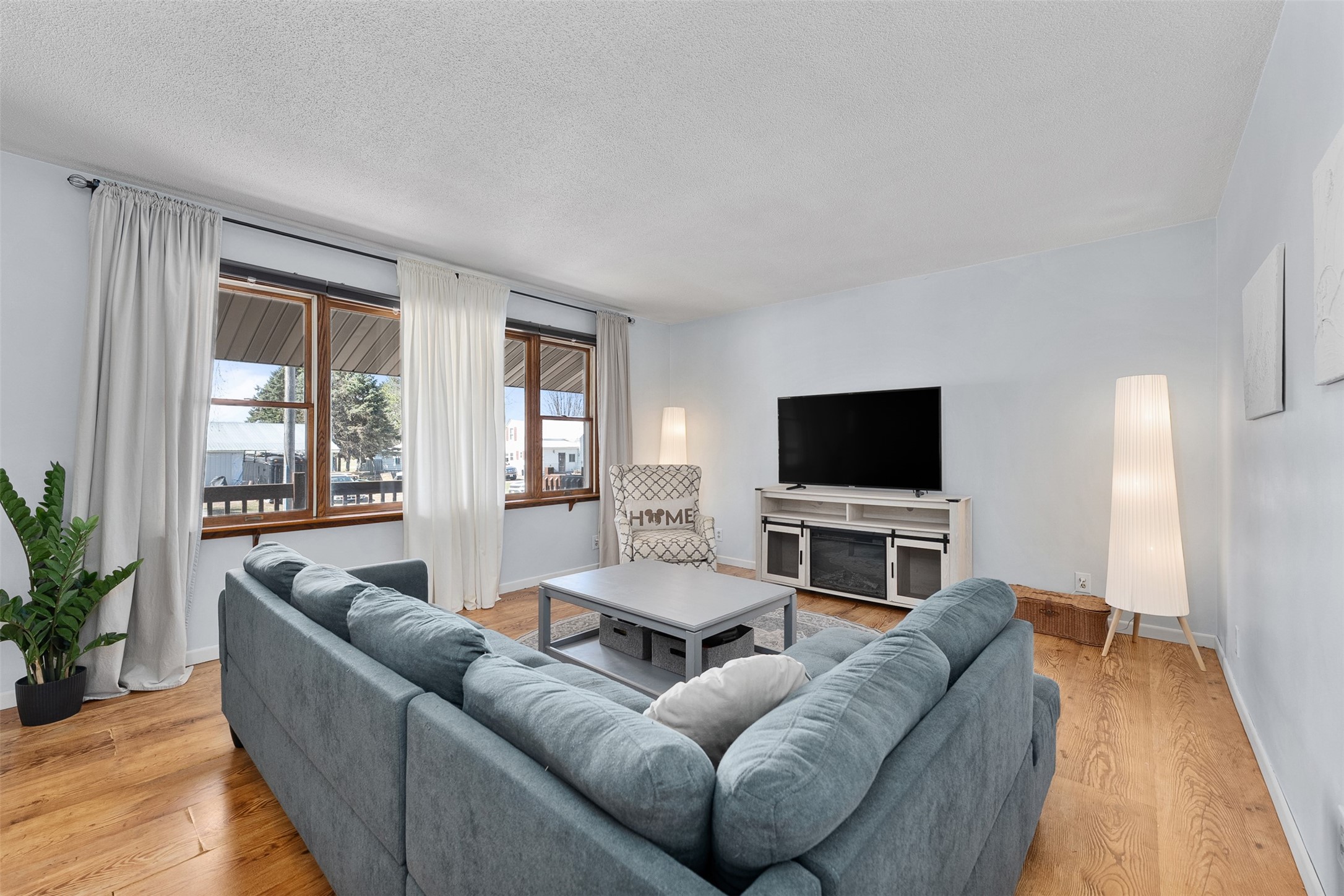 2808-Knapp-Menomonie-WI-54751-2